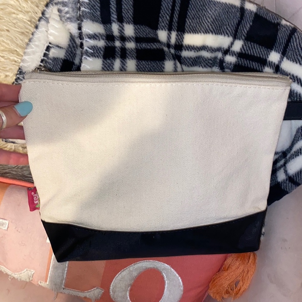 Bag for makeup/pens/medicine ETC.